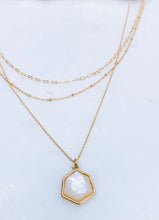 Load image into Gallery viewer, Krystal Pressed Mother Of Pearl Layered Necklace